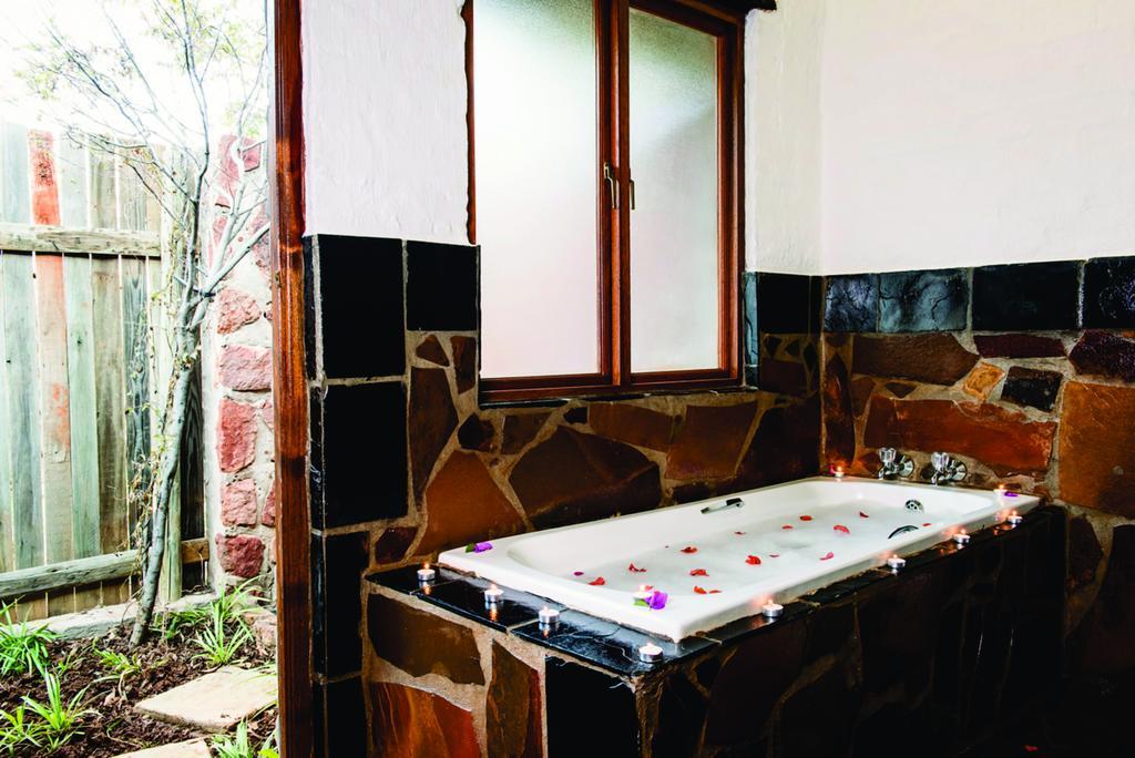 Kedar Heritage Lodge, Conference Centre & Spa Phokeng Εξωτερικό φωτογραφία